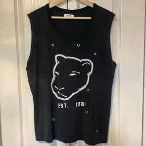 EUC Lauren Moshi women’s puma/cougar sleeveless t-shirt. Size medium.